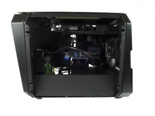 Antec-Cube-Razer-Edition-30